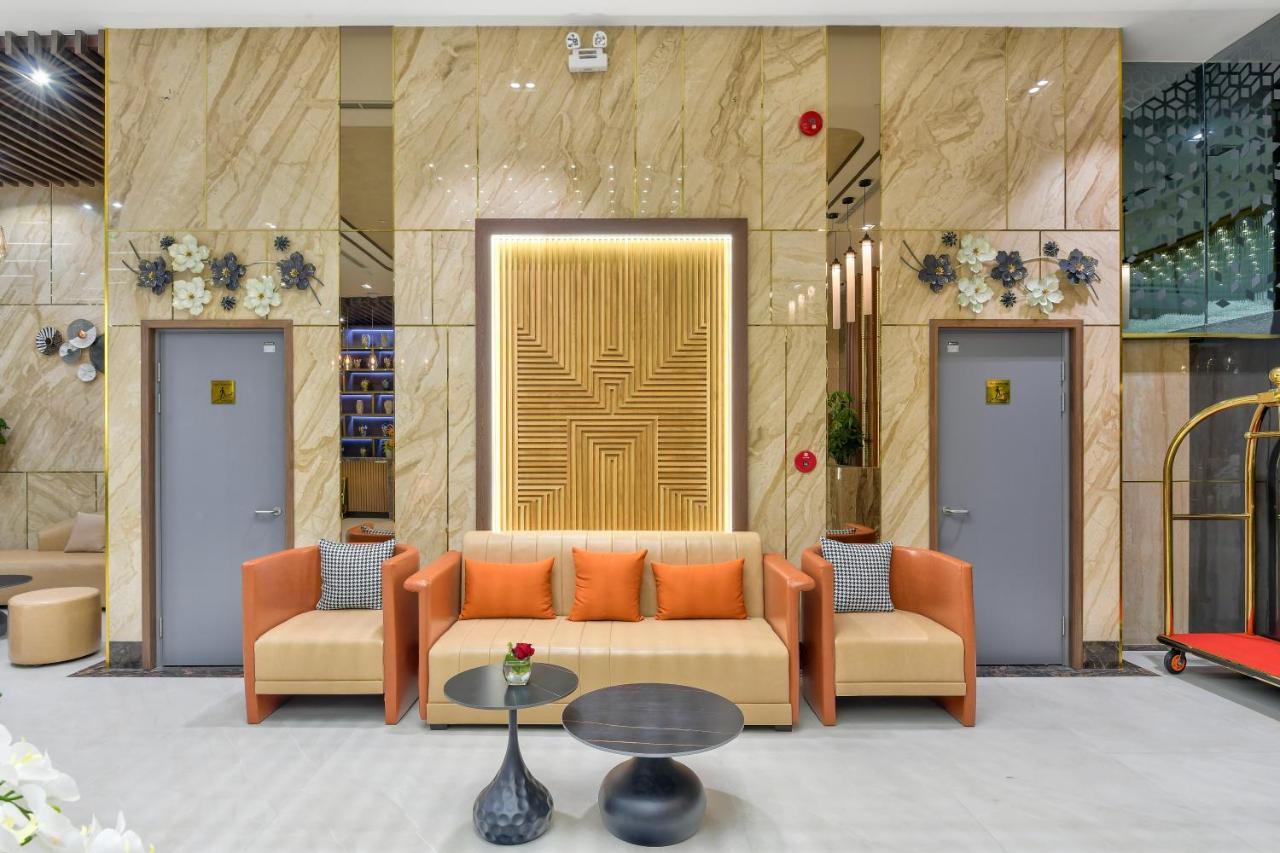 Maris Hotel На Транг Екстериор снимка