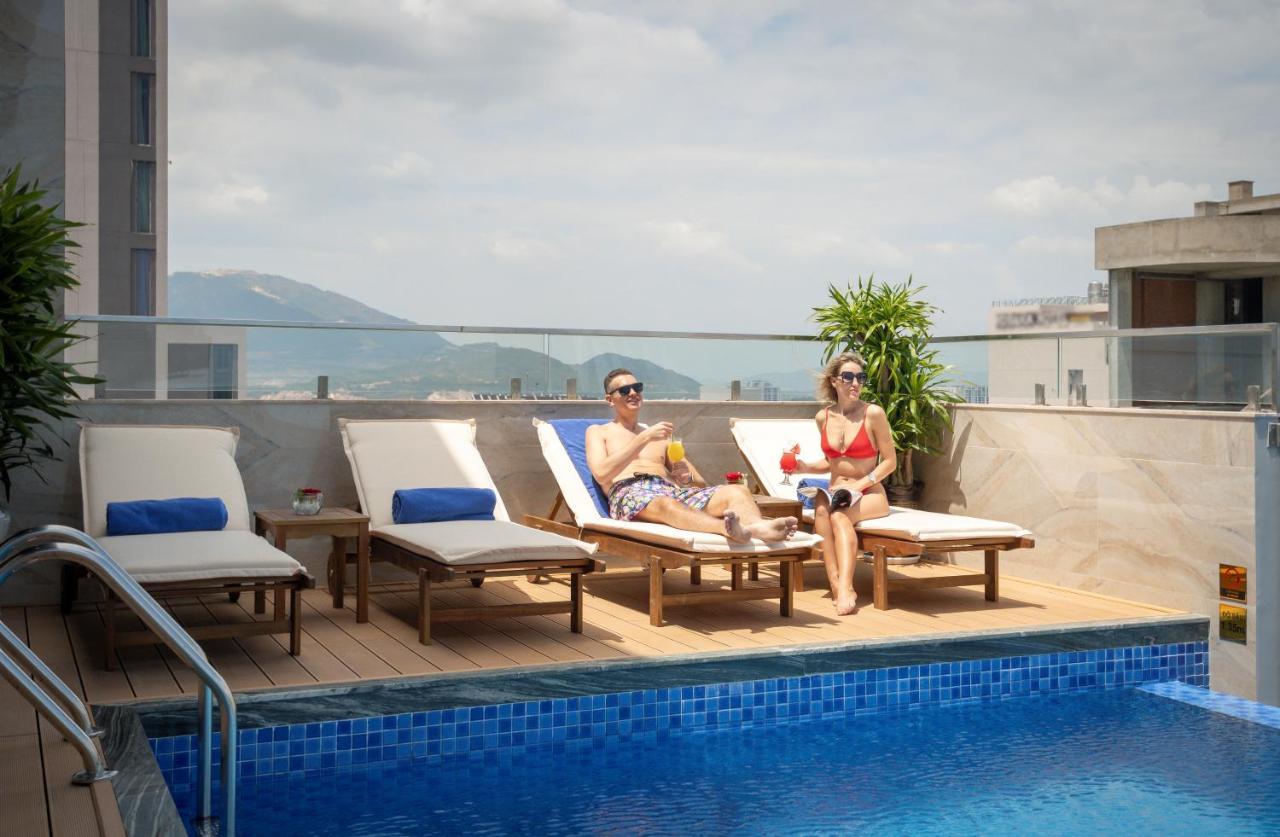 Maris Hotel На Транг Екстериор снимка