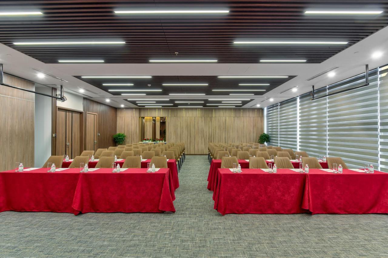 Maris Hotel На Транг Екстериор снимка