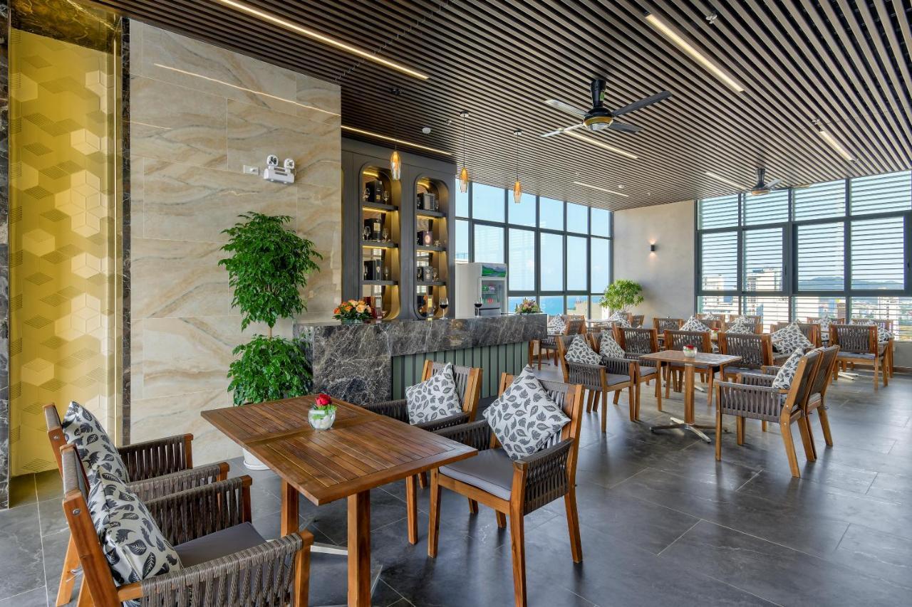 Maris Hotel На Транг Екстериор снимка