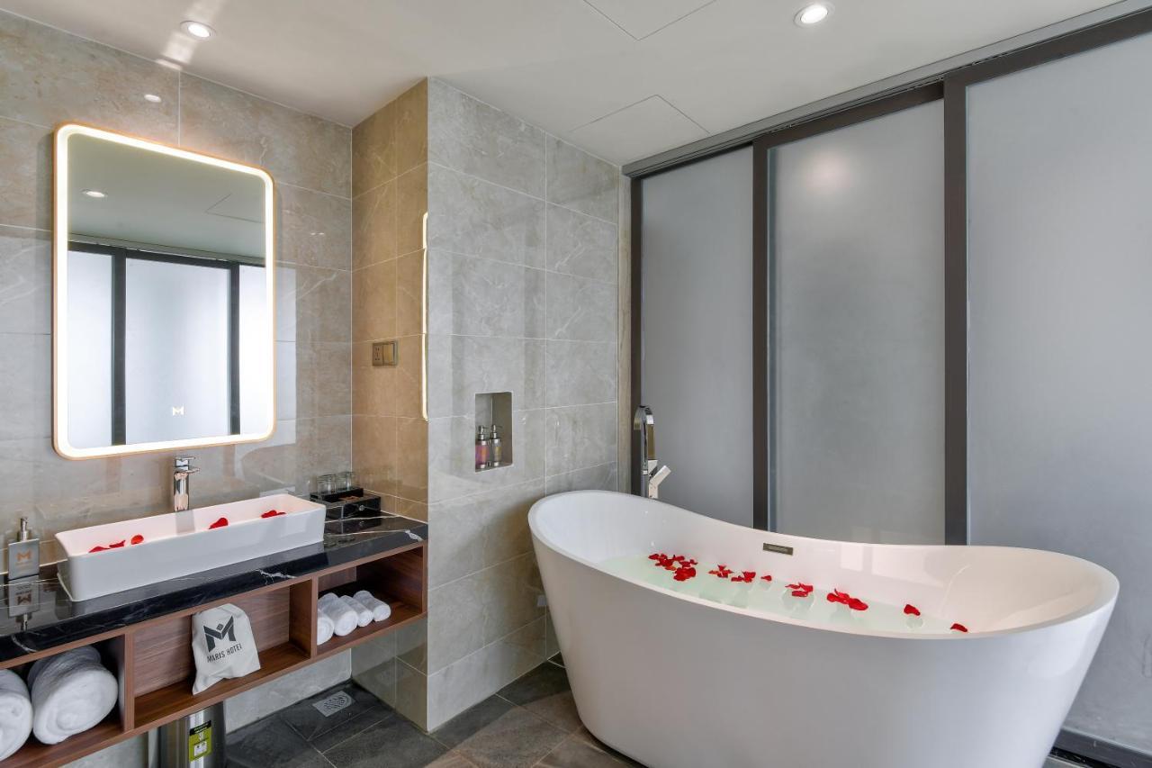Maris Hotel На Транг Екстериор снимка