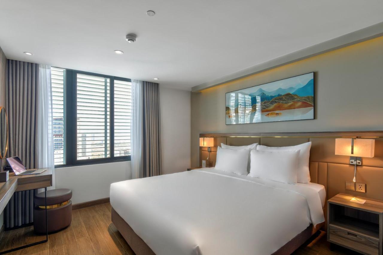 Maris Hotel На Транг Екстериор снимка